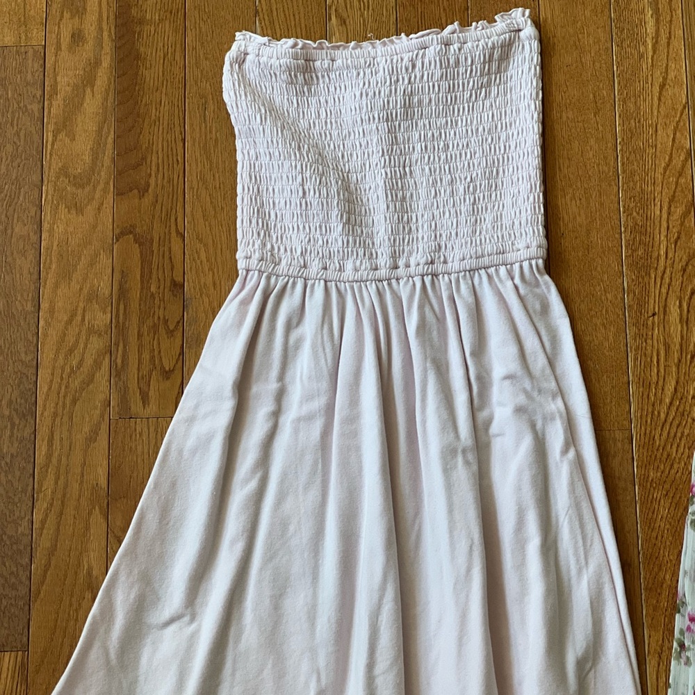 Abercrombie dresses - Picture 2 of 4